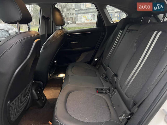 Белый БМВ 2 Series Active Tourer, объемом двигателя 2 л и пробегом 95 тыс. км за 19900 $, фото 5 на Automoto.ua