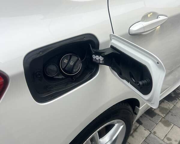 БМВ 2 Series Active Tourer 2019 в Хмельницком на Automoto.ua Белый БМВ 2 Series Active Tourer, объемом двигателя 1.5 л и пробегом 80 тыс. км за 23800 $, фото 32 на Automoto.ua