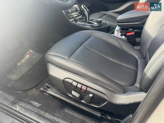 Білий БМВ 2 Series Active Tourer, об'ємом двигуна 2 л та пробігом 78 тис. км за 15900 $, фото 8 на Automoto.ua