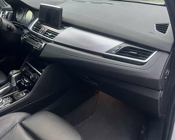 БМВ 2 Series Active Tourer 2019 в Хмельницком на Automoto.ua Белый БМВ 2 Series Active Tourer, объемом двигателя 1.5 л и пробегом 80 тыс. км за 23800 $, фото 37 на Automoto.ua