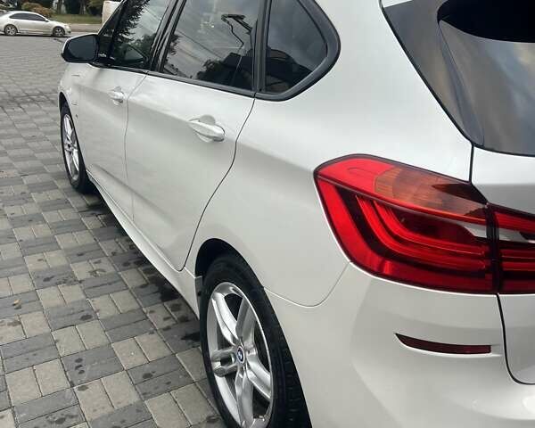 БМВ 2 Series Active Tourer 2019 в Хмельницком на Automoto.ua Белый БМВ 2 Series Active Tourer, объемом двигателя 1.5 л и пробегом 80 тыс. км за 23800 $, фото 42 на Automoto.ua