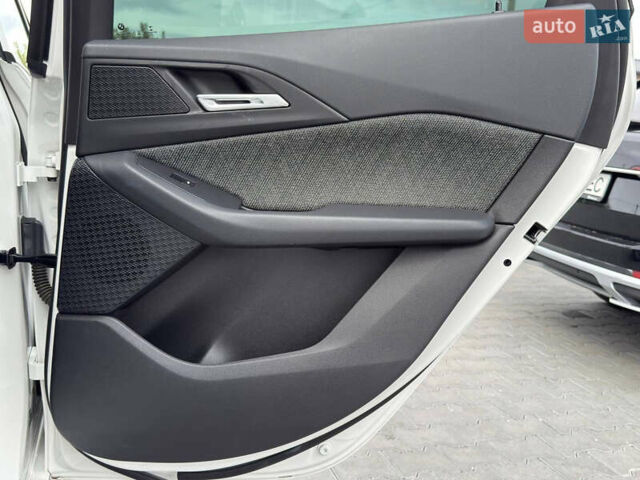 Белый БМВ 2 Series Active Tourer, объемом двигателя 2 л и пробегом 95 тыс. км за 29900 $, фото 23 на Automoto.ua
