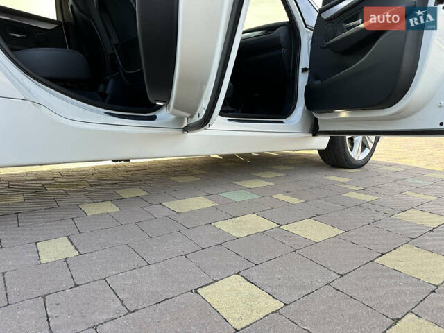 Белый БМВ 2 Series Active Tourer, объемом двигателя 2 л и пробегом 226 тыс. км за 13800 $, фото 40 на Automoto.ua