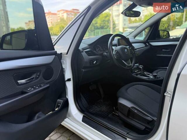 Белый БМВ 2 Series Active Tourer, объемом двигателя 2 л и пробегом 162 тыс. км за 14700 $, фото 16 на Automoto.ua