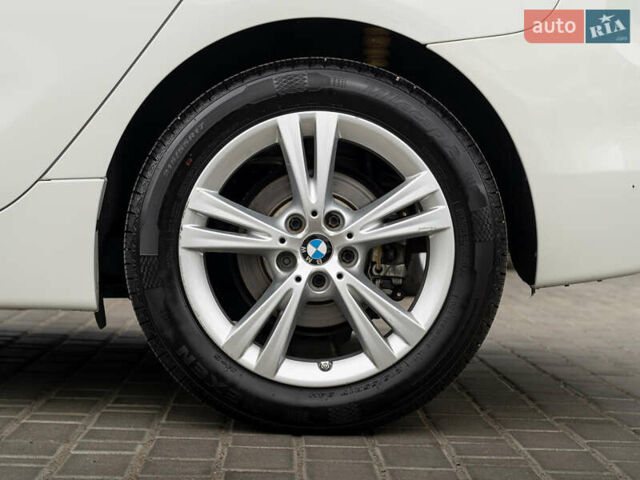 Белый БМВ 2 Series Active Tourer, объемом двигателя 2 л и пробегом 93 тыс. км за 16500 $, фото 8 на Automoto.ua