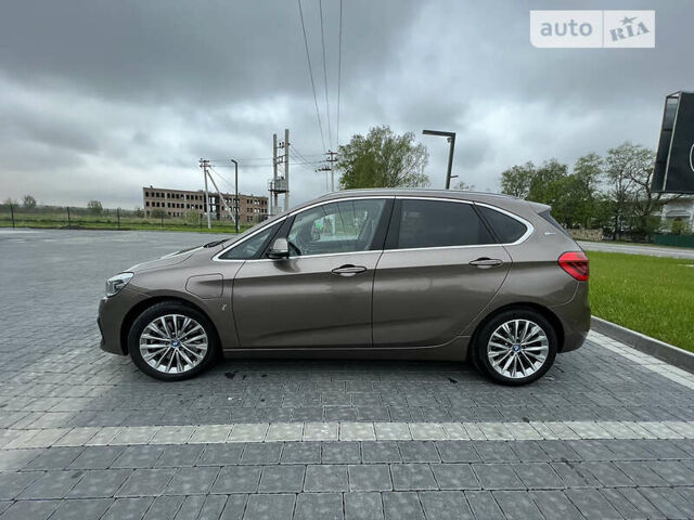 Коричневый БМВ 2 Series Active Tourer, объемом двигателя 1.5 л и пробегом 72 тыс. км за 28982 $, фото 3 на Automoto.ua
