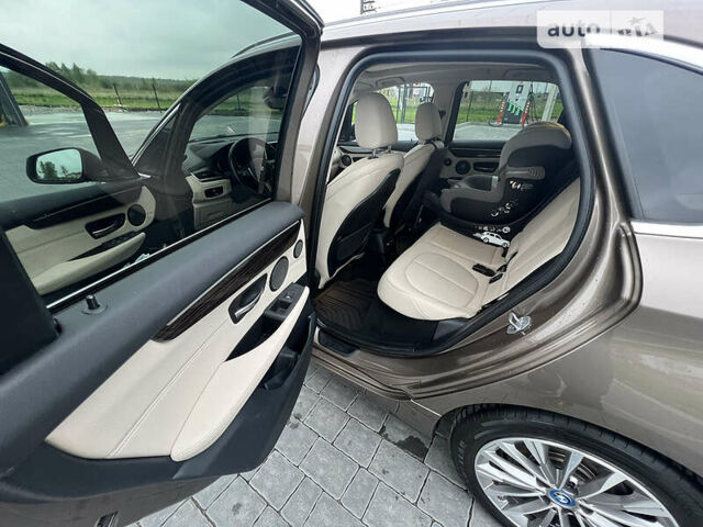 Коричневый БМВ 2 Series Active Tourer, объемом двигателя 1.5 л и пробегом 72 тыс. км за 28982 $, фото 33 на Automoto.ua