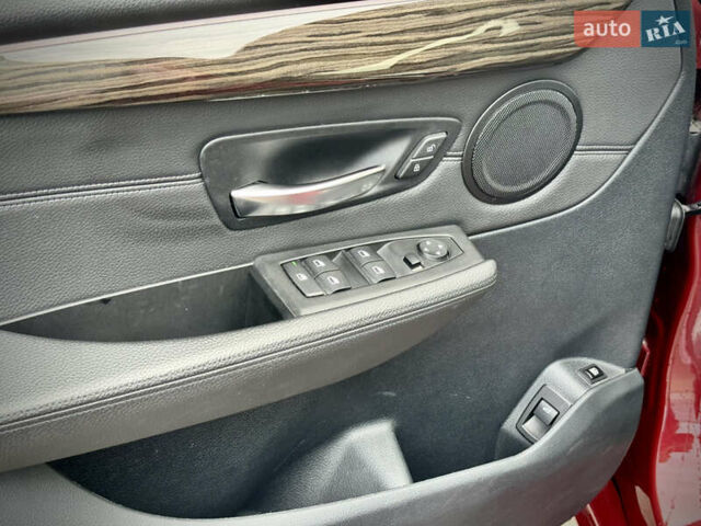 БМВ 2 Series Active Tourer 2020 в Киеве на Automoto.ua Красный БМВ 2 Series Active Tourer, объемом двигателя 1.5 л и пробегом 52 тыс. км за 31200 $, фото 12 на Automoto.ua