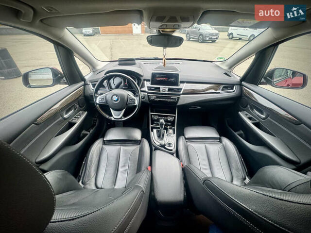 Красный БМВ 2 Series Active Tourer, объемом двигателя 1.5 л и пробегом 54 тыс. км за 30999 $, фото 25 на Automoto.ua