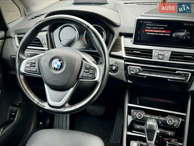БМВ 2 Series Active Tourer 2020 в Киеве на Automoto.ua Красный БМВ 2 Series Active Tourer, объемом двигателя 1.5 л и пробегом 52 тыс. км за 31200 $, фото 25 на Automoto.ua