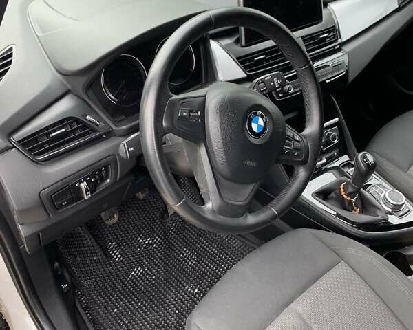 БМВ 2 Series Active Tourer, об'ємом двигуна 1.5 л та пробігом 251 тис. км за 13000 $, фото 2 на Automoto.ua