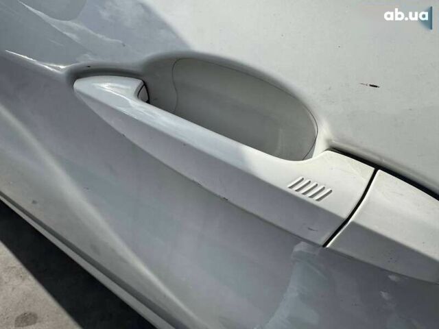 БМВ 2 Series Active Tourer, объемом двигателя 2 л и пробегом 80 тыс. км за 14900 $, фото 6 на Automoto.ua