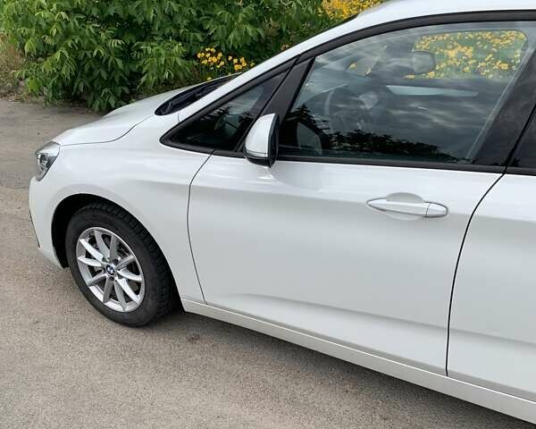 БМВ 2 Series Active Tourer, объемом двигателя 1.5 л и пробегом 251 тыс. км за 13000 $, фото 4 на Automoto.ua
