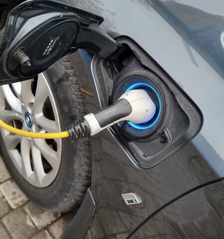 Серый БМВ 2 Series Active Tourer, объемом двигателя 1.5 л и пробегом 199 тыс. км за 18500 $, фото 34 на Automoto.ua