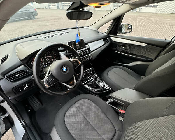 Серый БМВ 2 Series Active Tourer, объемом двигателя 1.5 л и пробегом 227 тыс. км за 10700 $, фото 18 на Automoto.ua
