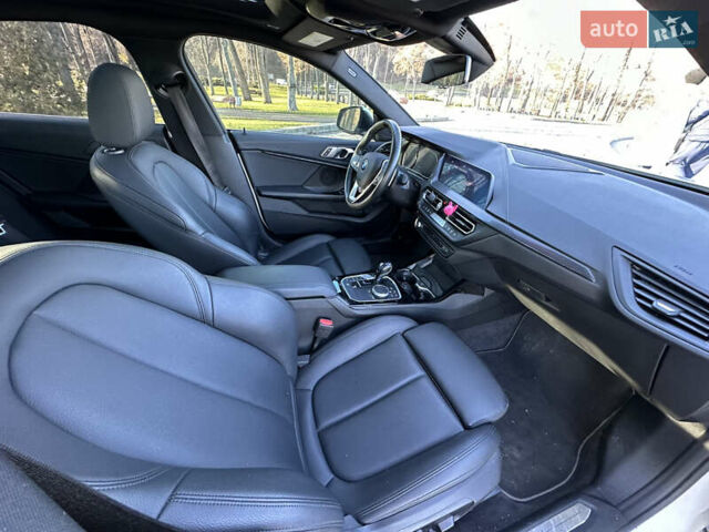 Білий БМВ 2 Series Gran Coupe, об'ємом двигуна 2 л та пробігом 53 тис. км за 22950 $, фото 17 на Automoto.ua