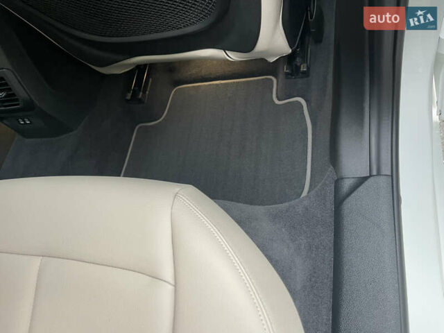 Білий БМВ 2 Series Gran Coupe, об'ємом двигуна 2 л та пробігом 22 тис. км за 25000 $, фото 25 на Automoto.ua