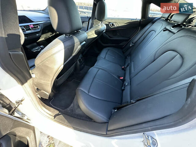 Білий БМВ 2 Series Gran Coupe, об'ємом двигуна 2 л та пробігом 53 тис. км за 22950 $, фото 14 на Automoto.ua