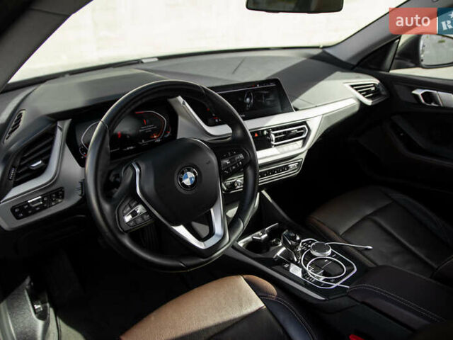 Черный БМВ 2 Series Gran Coupe, объемом двигателя 1.5 л и пробегом 40 тыс. км за 29000 $, фото 14 на Automoto.ua