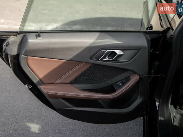 Черный БМВ 2 Series Gran Coupe, объемом двигателя 1.5 л и пробегом 40 тыс. км за 29000 $, фото 12 на Automoto.ua