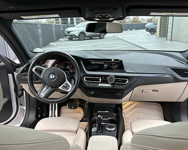 Фиолетовый БМВ 2 Series Gran Coupe, объемом двигателя 2 л и пробегом 37 тыс. км за 28000 $, фото 4 на Automoto.ua