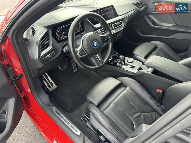 Красный БМВ 2 Series Gran Coupe, объемом двигателя 2 л и пробегом 69 тыс. км за 29700 $, фото 19 на Automoto.ua