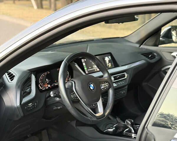 Серый БМВ 2 Series Gran Coupe, объемом двигателя 2 л и пробегом 58 тыс. км за 34999 $, фото 8 на Automoto.ua