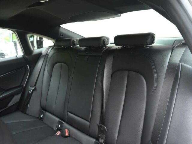 Білий БМВ 2 Series Gran Tourer, об'ємом двигуна 2 л та пробігом 13 тис. км за 6300 $, фото 11 на Automoto.ua