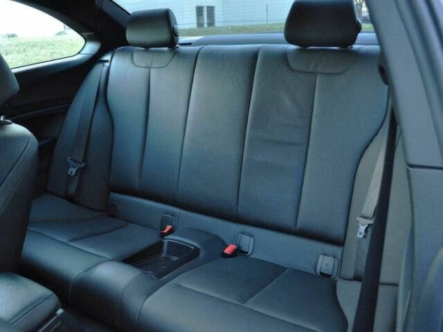 Черный БМВ 2 Series Gran Tourer, объемом двигателя 3 л и пробегом 78 тыс. км за 4200 $, фото 9 на Automoto.ua