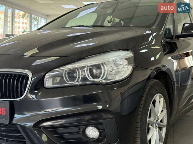 Черный БМВ 2 Series Gran Tourer, объемом двигателя 1.5 л и пробегом 247 тыс. км за 12290 $, фото 4 на Automoto.ua