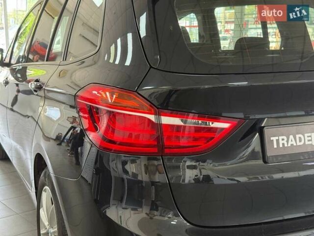 Черный БМВ 2 Series Gran Tourer, объемом двигателя 1.5 л и пробегом 247 тыс. км за 12290 $, фото 9 на Automoto.ua