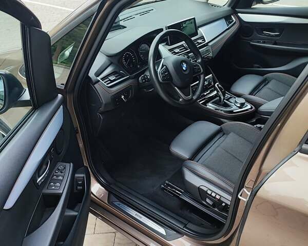 БМВ 2 Series Gran Tourer 2018 в Луцке на Automoto.ua Коричневый БМВ 2 Series Gran Tourer, объемом двигателя 2 л и пробегом 131 тыс. км за 21800 $, фото 11 на Automoto.ua