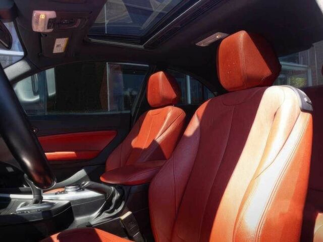 Красный БМВ 2 Series Gran Tourer, объемом двигателя 3 л и пробегом 80 тыс. км за 4560 $, фото 6 на Automoto.ua
