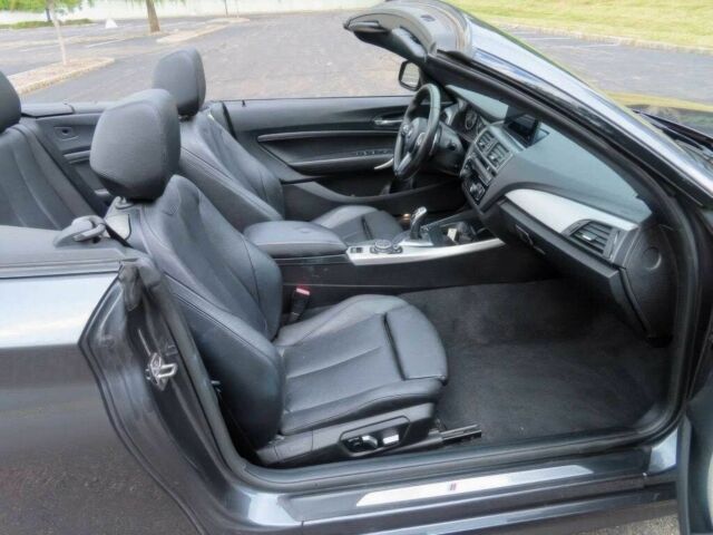 Серый БМВ 2 Series Gran Tourer, объемом двигателя 3 л и пробегом 76 тыс. км за 2850 $, фото 7 на Automoto.ua