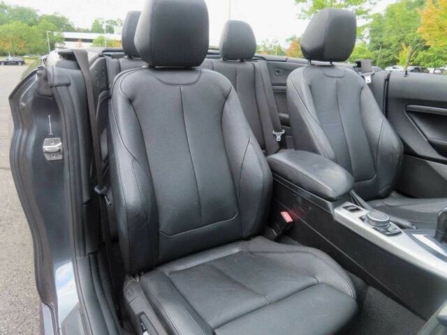 Серый БМВ 2 Series Gran Tourer, объемом двигателя 3 л и пробегом 76 тыс. км за 2850 $, фото 9 на Automoto.ua