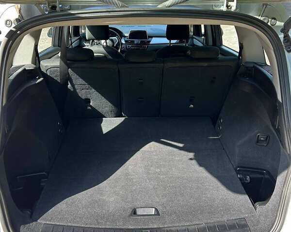 Серый БМВ 2 Series Gran Tourer, объемом двигателя 2 л и пробегом 255 тыс. км за 15500 $, фото 17 на Automoto.ua