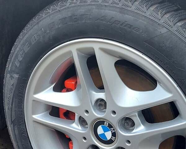 Серый БМВ 3 Series Coupe, объемом двигателя 1.8 л и пробегом 219 тыс. км за 3900 $, фото 1 на Automoto.ua