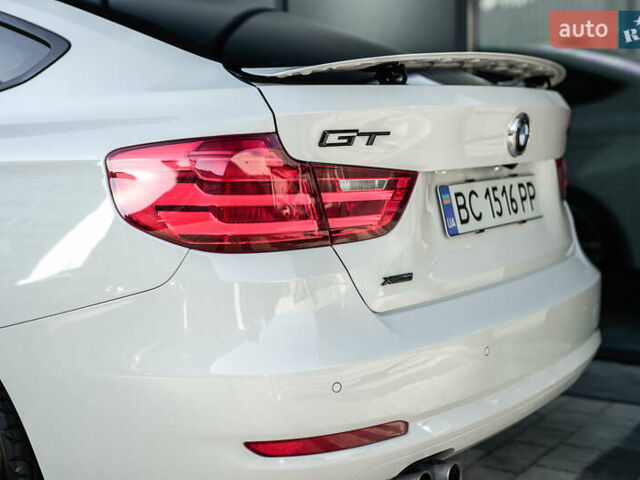 Білий БМВ 3 Серія ГТ, об'ємом двигуна 2 л та пробігом 172 тис. км за 17200 $, фото 6 на Automoto.ua