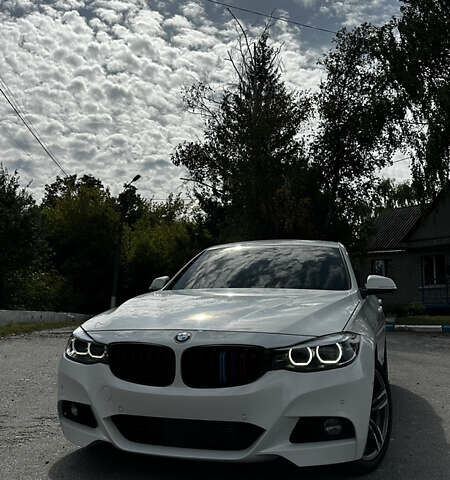 Белый БМВ 3 Серия ГТ, объемом двигателя 2 л и пробегом 278 тыс. км за 17999 $, фото 1 на Automoto.ua