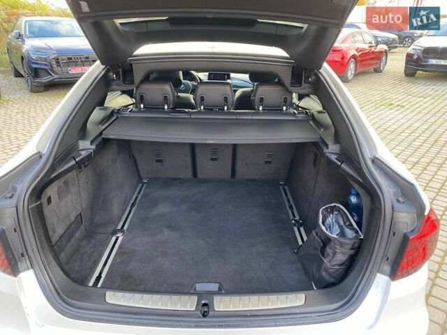 БМВ 3 Серія ГТ 2013 у Львові на Automoto.ua Білий БМВ 3 Серія ГТ, об'ємом двигуна 2 л та пробігом 205 тис. км за 12800 $, фото 27 на Automoto.ua