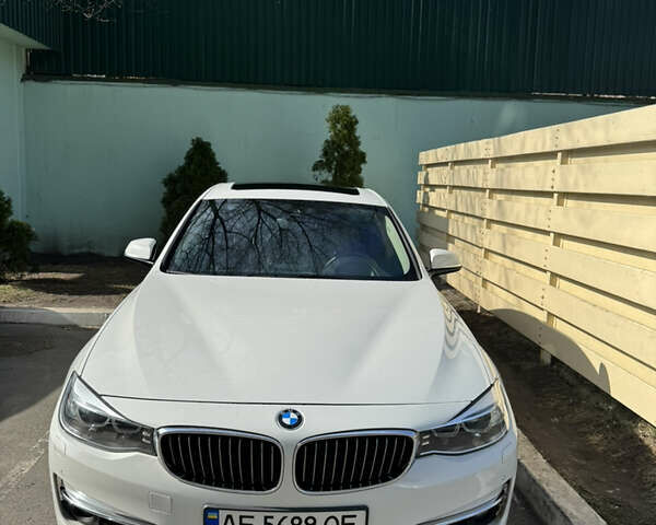 Белый БМВ 3 Серия ГТ, объемом двигателя 2 л и пробегом 230 тыс. км за 18500 $, фото 7 на Automoto.ua