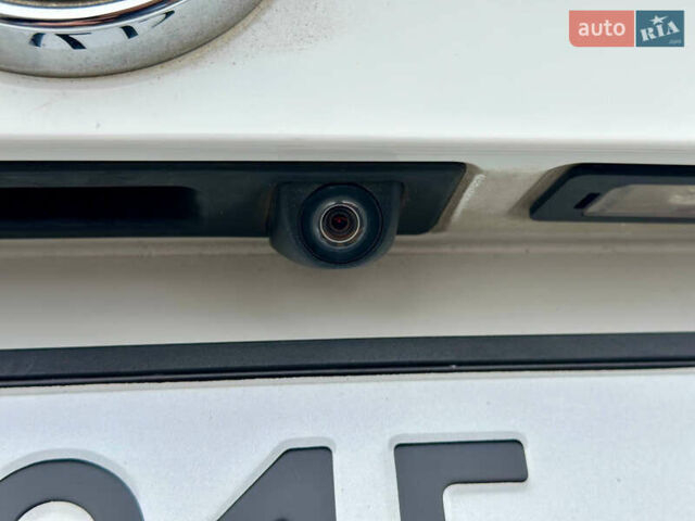 Білий БМВ 3 Серія ГТ, об'ємом двигуна 2 л та пробігом 185 тис. км за 14700 $, фото 13 на Automoto.ua