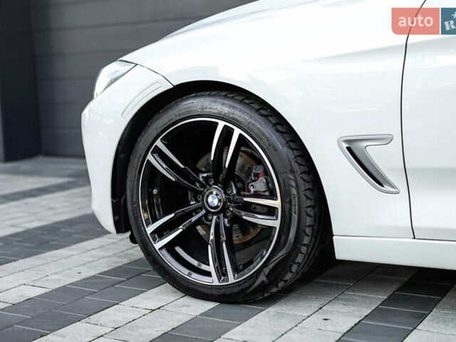 Білий БМВ 3 Серія ГТ, об'ємом двигуна 2 л та пробігом 172 тис. км за 17200 $, фото 10 на Automoto.ua