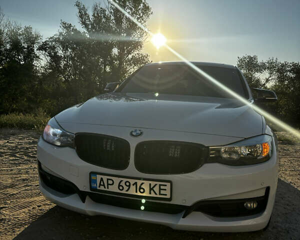 Белый БМВ 3 Серия ГТ, объемом двигателя 2 л и пробегом 250 тыс. км за 13500 $, фото 1 на Automoto.ua
