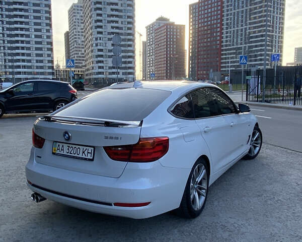 Білий БМВ 3 Серія ГТ, об'ємом двигуна 2 л та пробігом 180 тис. км за 14900 $, фото 2 на Automoto.ua