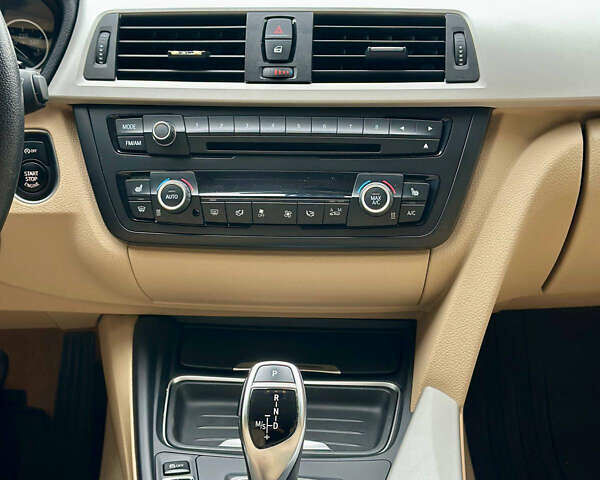 Білий БМВ 3 Серія ГТ, об'ємом двигуна 2 л та пробігом 185 тис. км за 14700 $, фото 24 на Automoto.ua