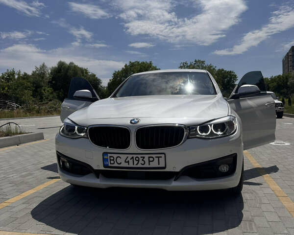 Білий БМВ 3 Серія ГТ, об'ємом двигуна 3 л та пробігом 197 тис. км за 21500 $, фото 4 на Automoto.ua