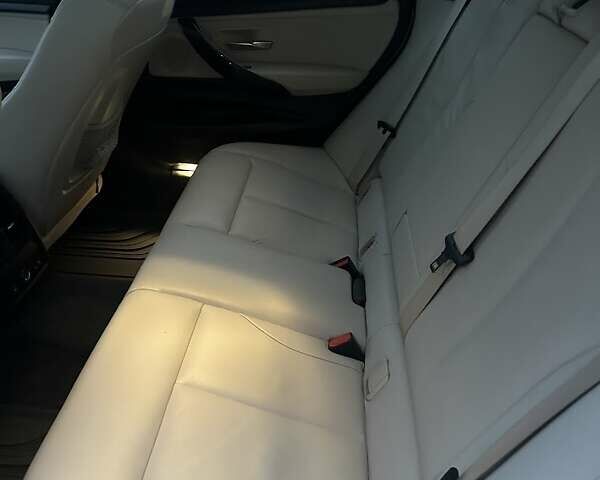 БМВ 3 Серия ГТ 2014 в Киеве на Automoto.ua Белый БМВ 3 Серия ГТ, объемом двигателя 2 л и пробегом 144 тыс. км за 20000 $, фото 8 на Automoto.ua