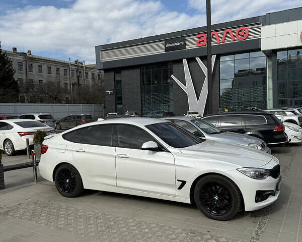 Белый БМВ 3 Серия ГТ, объемом двигателя 2 л и пробегом 280 тыс. км за 18000 $, фото 3 на Automoto.ua