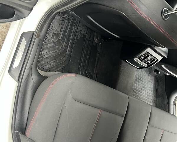 Белый БМВ 3 Серия ГТ, объемом двигателя 2 л и пробегом 181 тыс. км за 13000 $, фото 29 на Automoto.ua